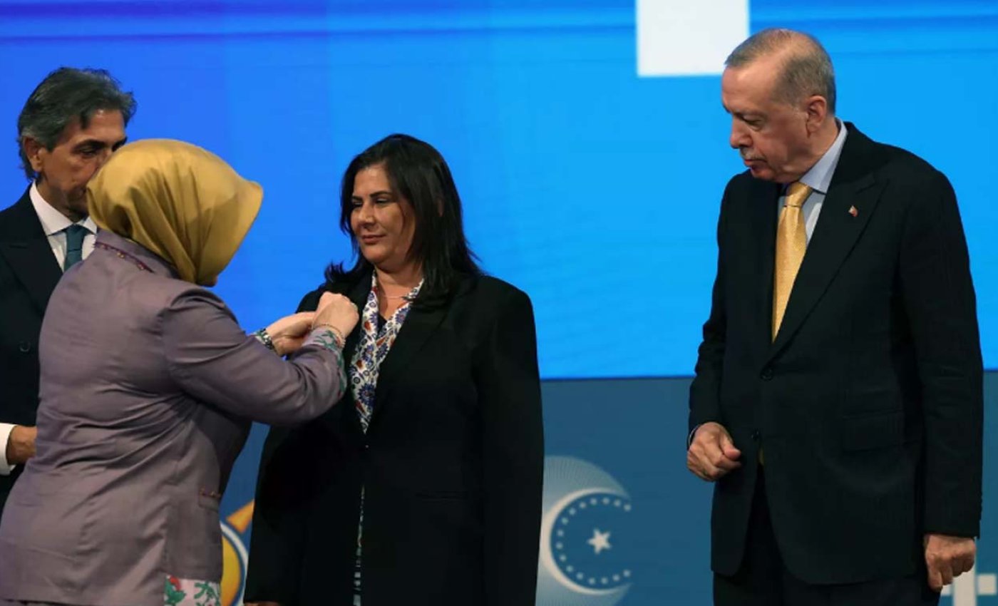“Yolsuzluk Kraliçesi”ne AKP rozetini neden Erdoğan takmadı?